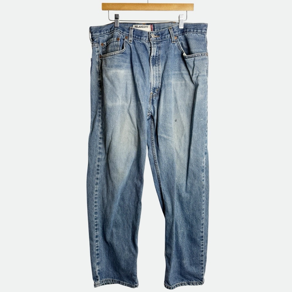 Levi's Men's 550 Relaxed Fit Jeans Light Wash Blue USA 40x32 Y2K Thrashed